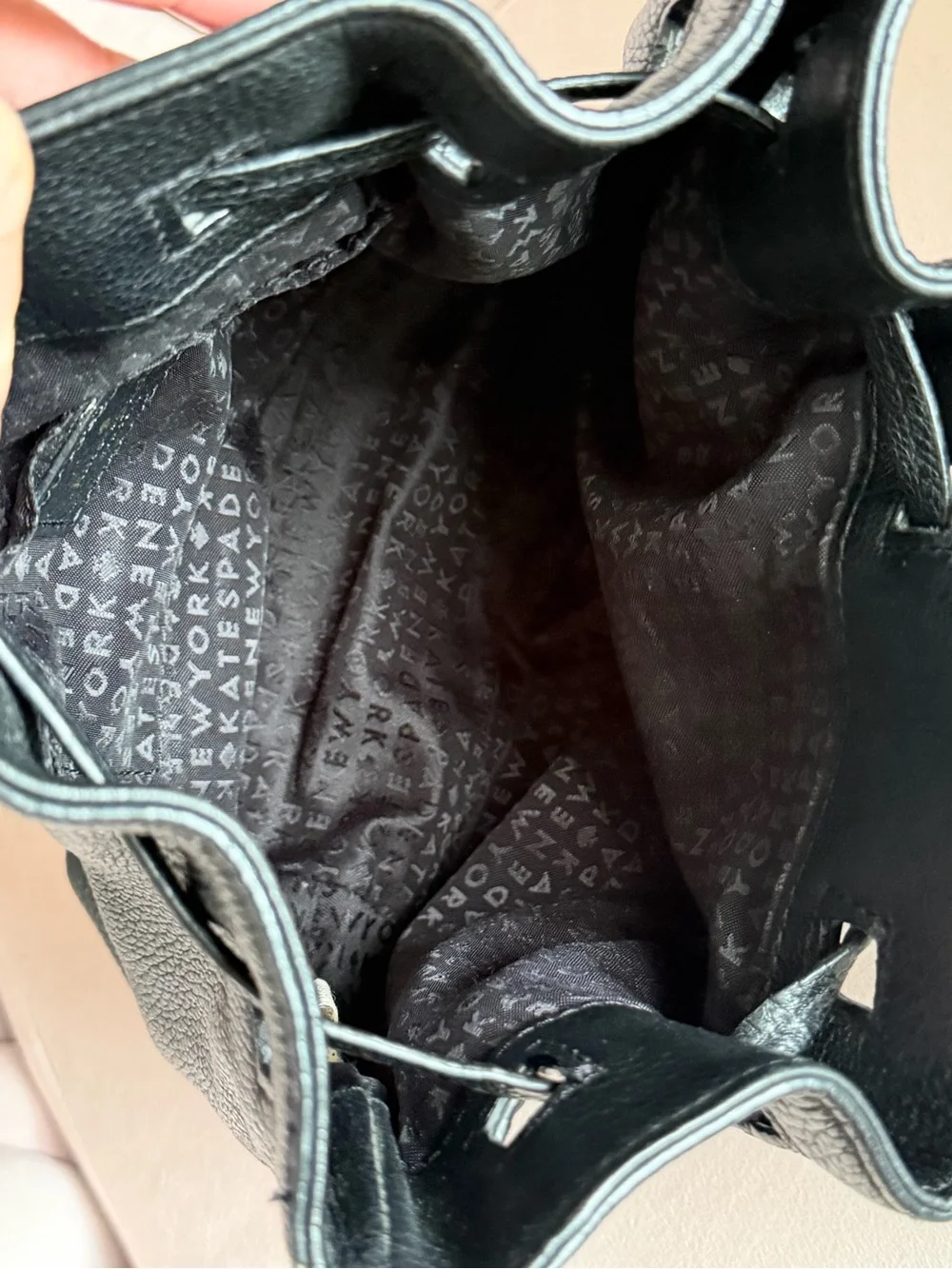 Kate Spade ♠️ Cooper Grey Street Black Leather Crossbody